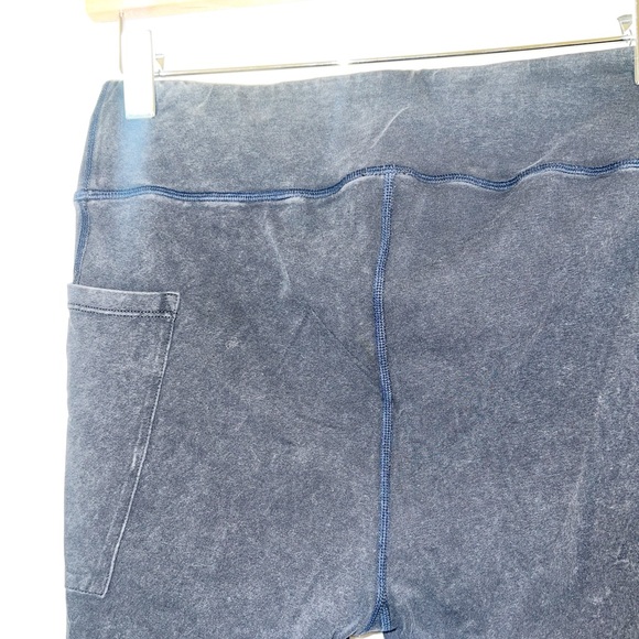 Free people movement gray black acid wash cotton biker shorts - Picture 6 of 10